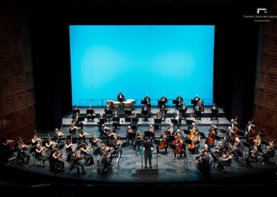 leading the Teatro Lirico di Cagliari Orchestra